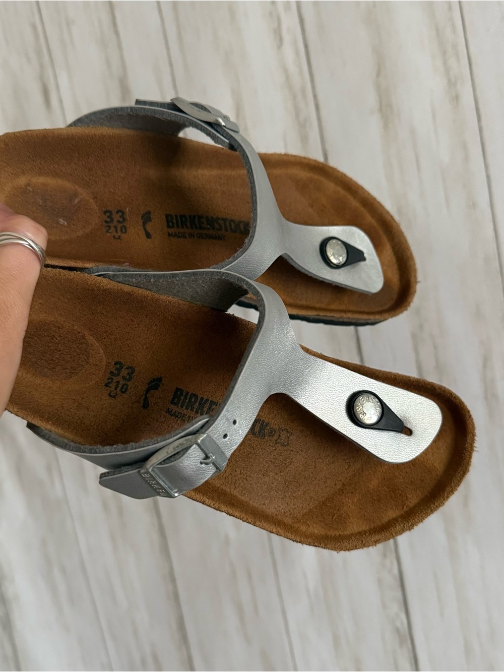 Birkenstock Kids Silver Toe-Post Sandals